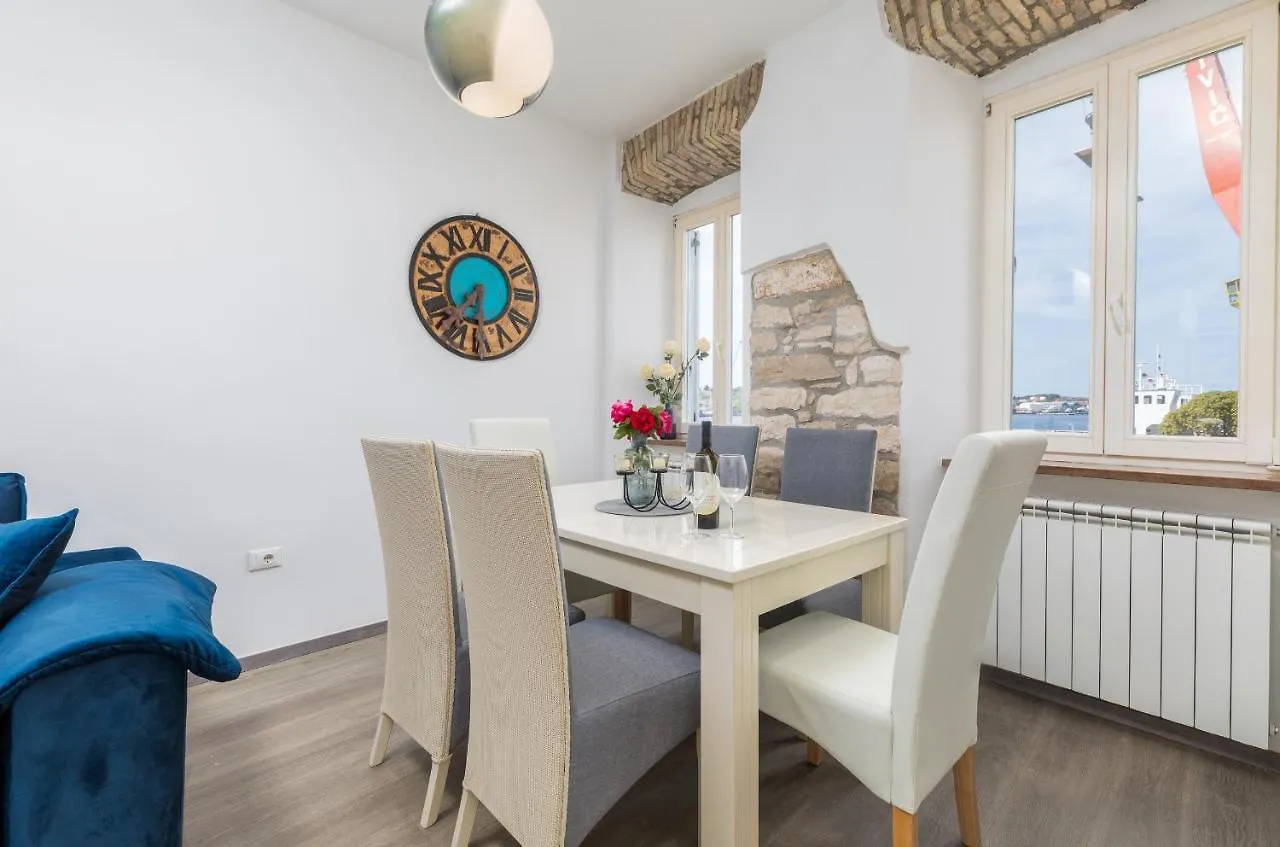 Apartment Augusto - Sea view Pola
