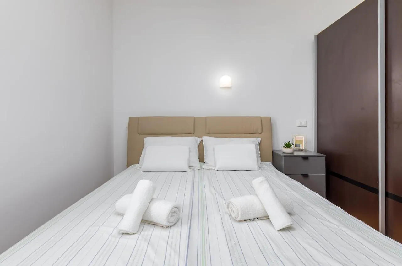 Apartment Augusto - Sea View Pula Croatia